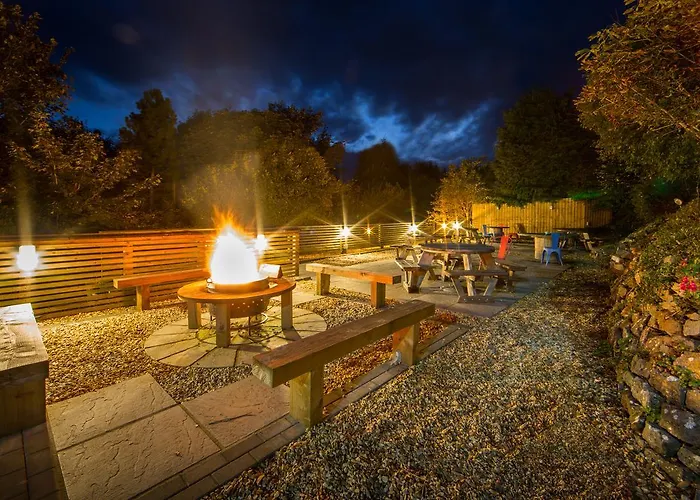 Darlington Arms By The Airport - Free Parking -Bar & Food Hotel Redhill 